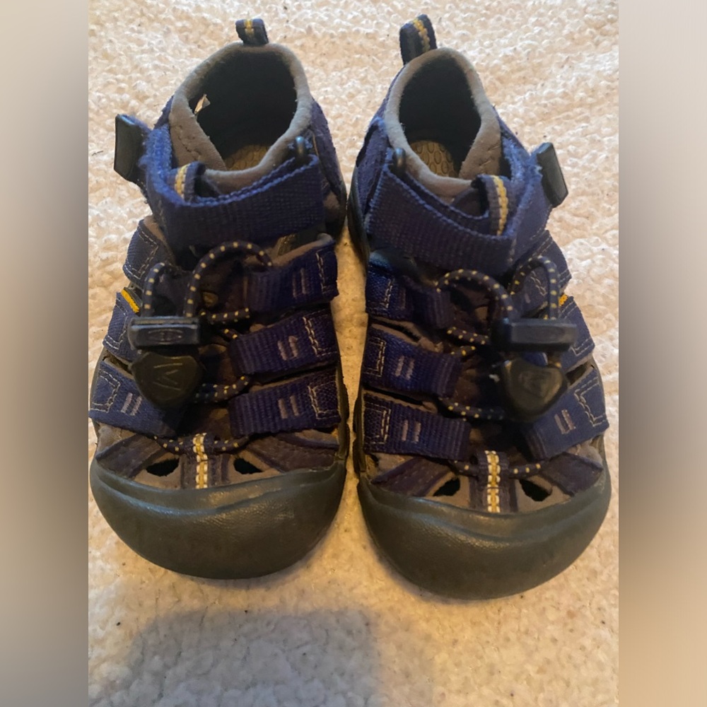 Toddler Keen shoes